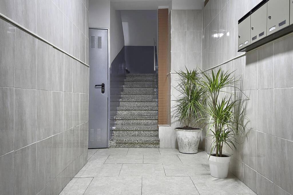 Acogedor Apartamento En El Centro De La Ciudad Granada Exterior photo